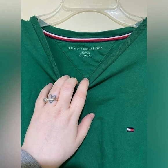 Bright Green Tommy Hilfiger  with flag Men’s T-shirt size XL causal comfortable - Picture 12 of 14